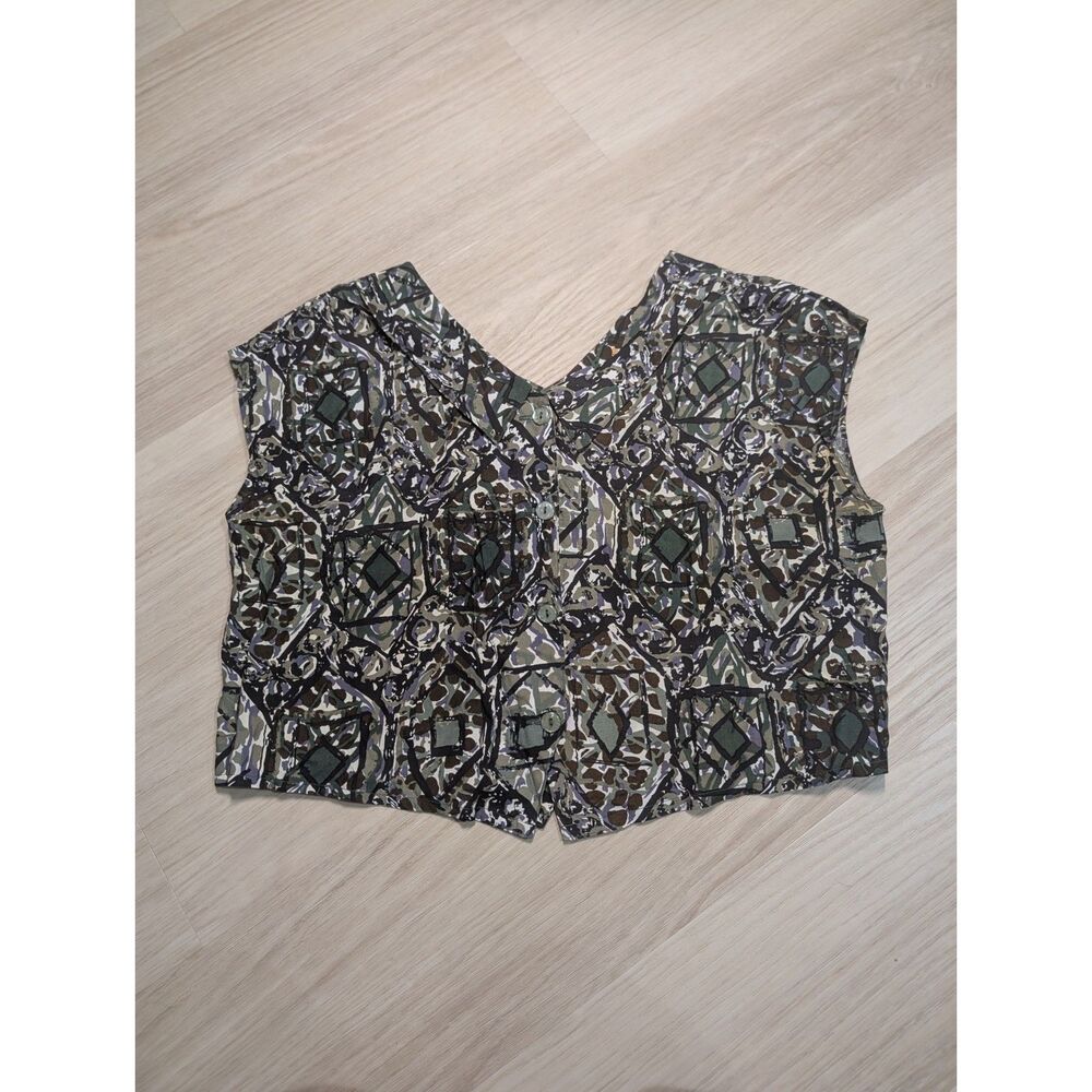 Vintage Contempo Casuals Women's L Abstract Camo Print Button Front Vest